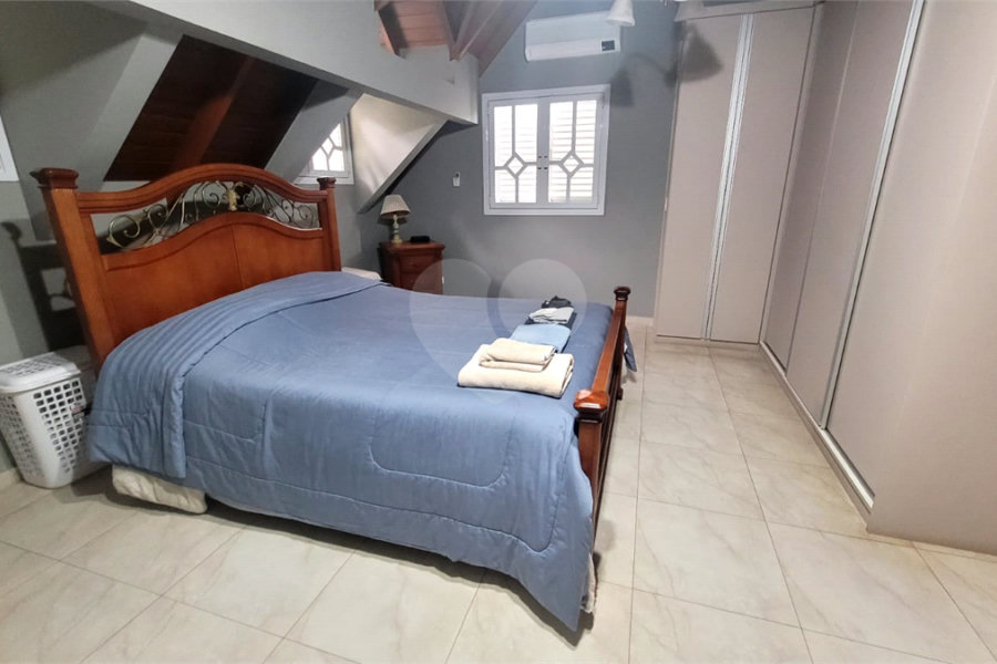 Casa à venda com 3 suítes no condomínio Suíça da Cantareira, Mairiporã - SP
