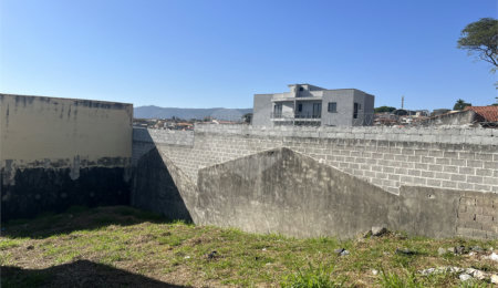 Terreno à venda em Jardim Alvinópolis, Atibaia, SP