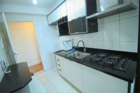 Apartamento à venda com 3 quartos, sendo 1 suíte,  em Mooca, São Paulo, SP