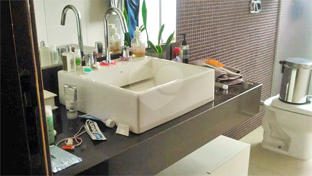 Sobrado à venda com 4 quartos, sendo 2 suítes, em Tucuruvi, São Paulo, SP