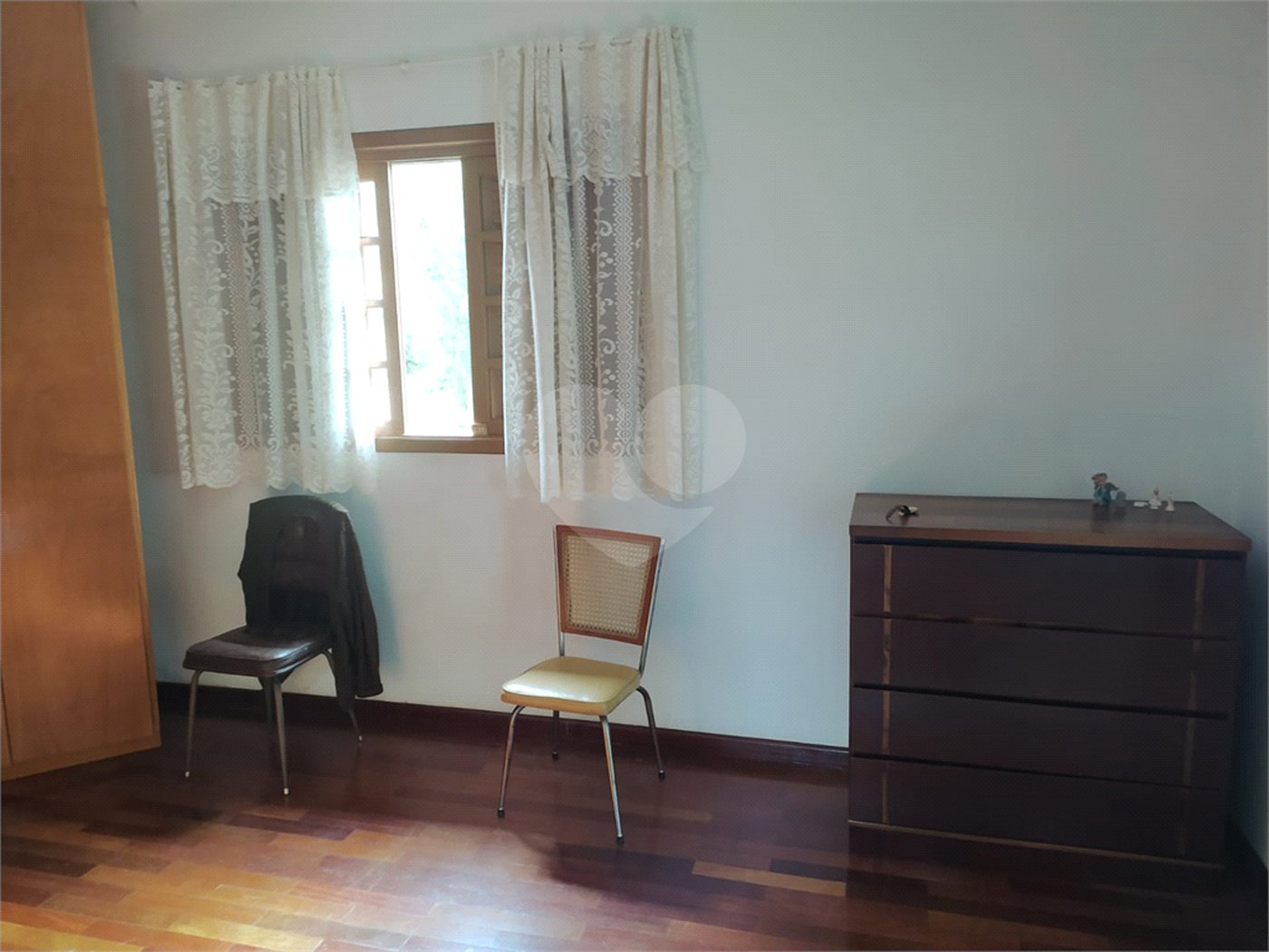 Sobrado à venda com 4 quartos, sendo 2 suítes, em Jardim Prudência, São Paulo, SP