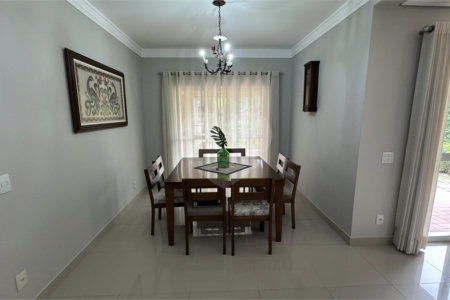 Casa à venda com 3 suítes no condomínio Residencial Delle Stelle, Louveira - SP
