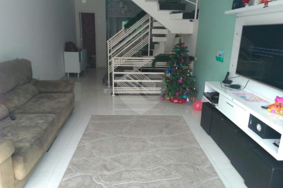 Sobrado à venda com 3 quartos, sendo 1 suíte, em Imirim, São Paulo, SP