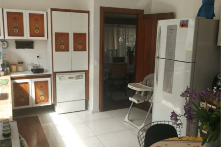 Casa à venda com 3 quartos, sendo 1 suíte,  em Jardim Leonor, São Paulo, SP