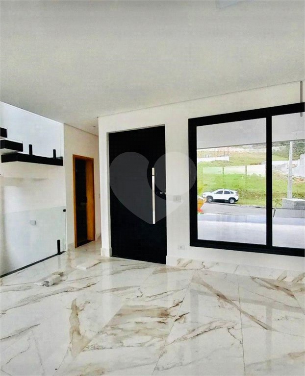 Casa à venda com 4 quartos, sendo 2 suítes,  no condomínio Aruã Brisas Ii, Mogi das Cruzes - SP
