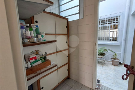 Casa à venda com 3 quartos em Água Branca, São Paulo, SP
