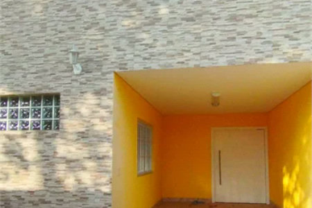 Sobrado à venda com 3 suítes em Jaguaré, São Paulo, SP