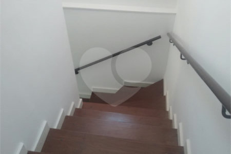 Sobrado à venda com 3 quartos, sendo 1 suíte, em Vila Gustavo, São Paulo, SP