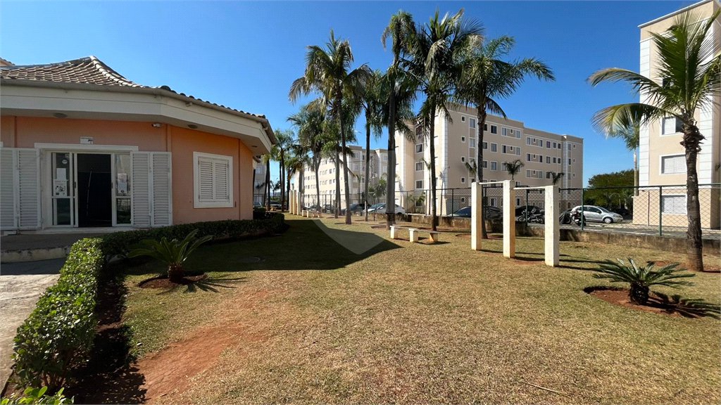 Apartamento à venda com 2 quartos em Vossoroca, Votorantim, SP