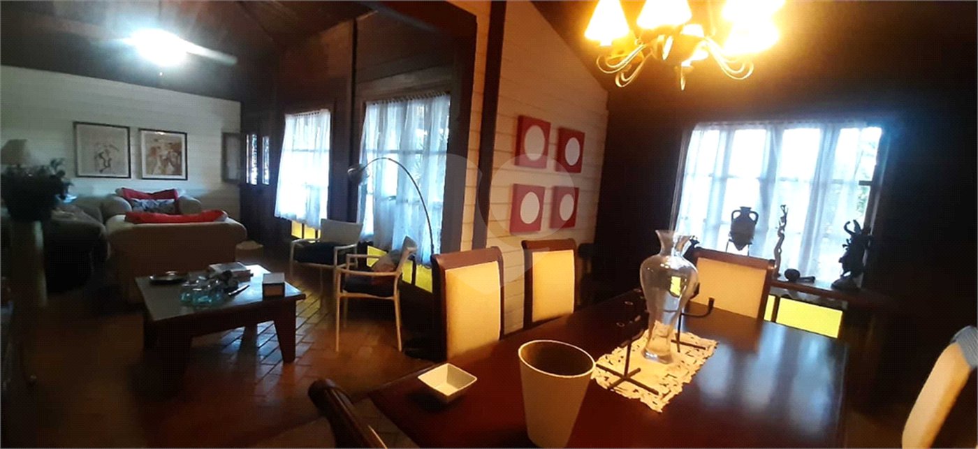 Casa à venda ou para alugar com 4 quartos, sendo 2 suítes, em Serra da Cantareira, Mairiporã, SP