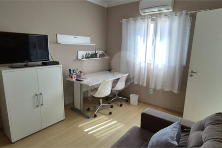 Casa à venda com 5 quartos, sendo 4 suítes, no condomínio Residencial Vilazul, Sorocaba - SP