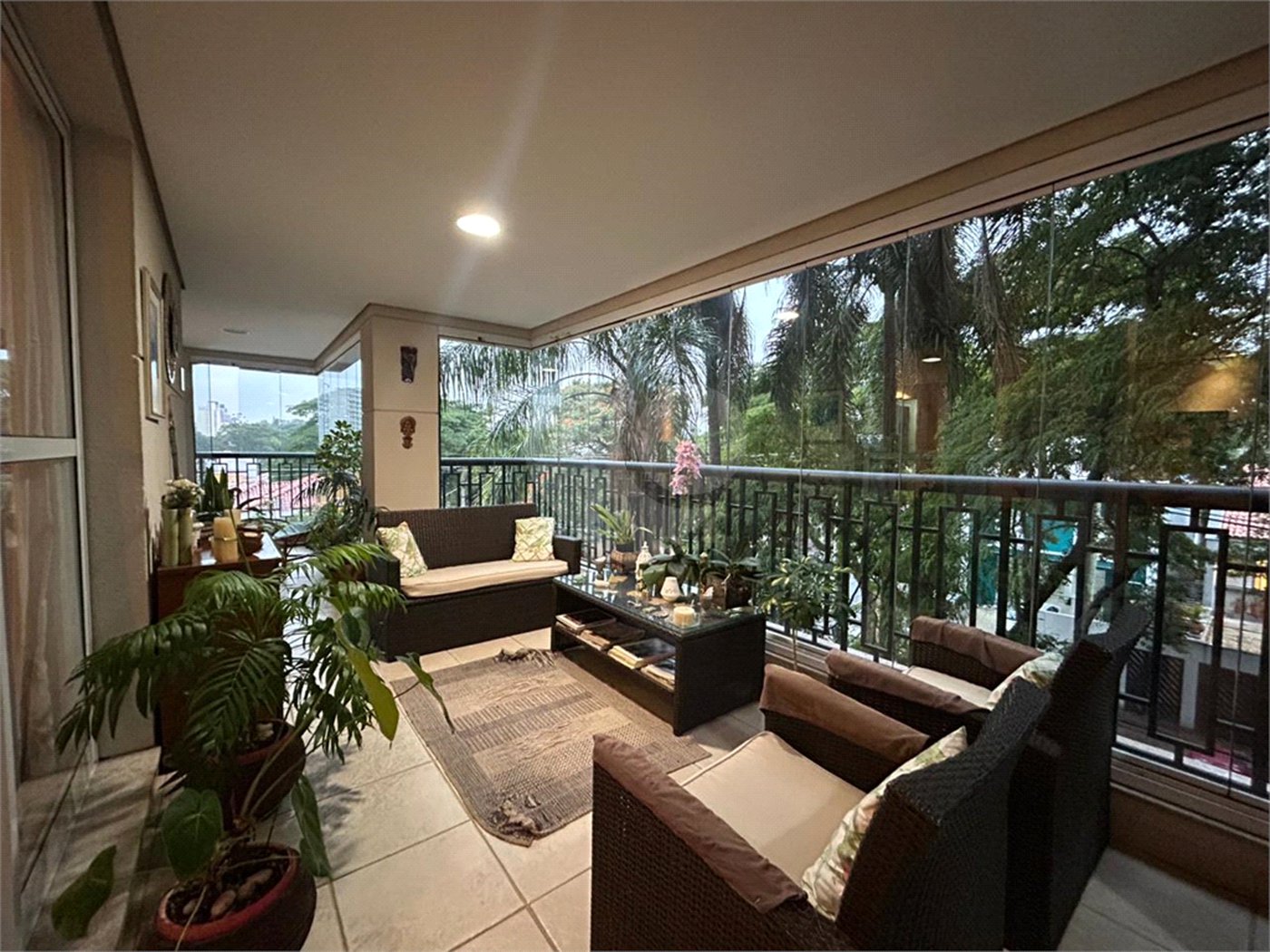 Apartamento para alugar com 3 suítes em Alto da Boa Vista, São Paulo, SP