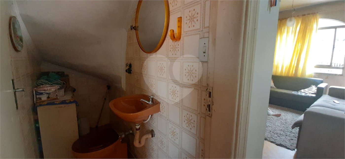 Sobrado à venda com 2 quartos em Tremembé, São Paulo, SP