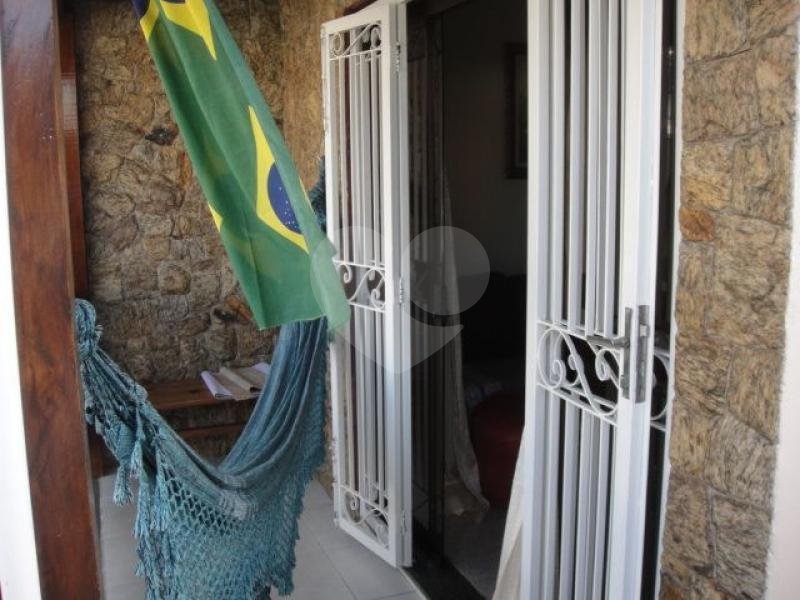 Sobrado à venda com 3 quartos, sendo 2 suítes, em Vila Mazzei, São Paulo, SP