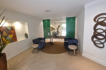 Apartamento à venda com 3 quartos, sendo 1 suíte,  em Indianópolis, São Paulo, SP