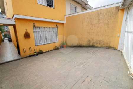 Sobrado à venda com 4 quartos, sendo 2 suítes, em Vila Anglo Brasileira, São Paulo, SP