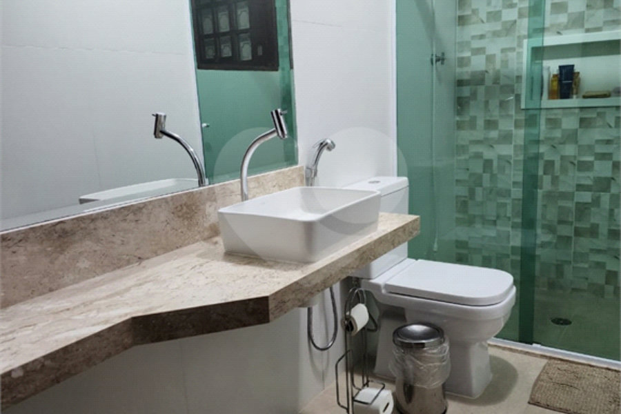 Sobrado à venda com 3 quartos, sendo 1 suíte,  em Tremembé, São Paulo, SP