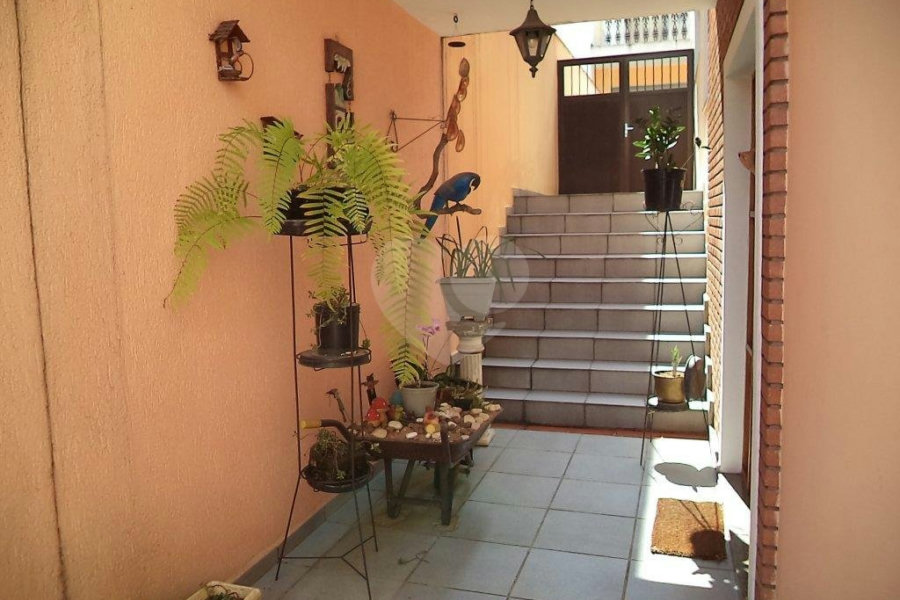 Sobrado à venda com 3 quartos, sendo 2 suítes, em Jardim Franca, São Paulo, SP