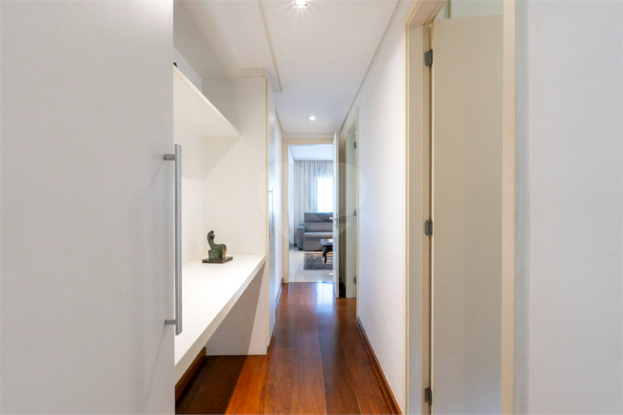 Apartamento à venda com 3 suítes em Morumbi, São Paulo, SP