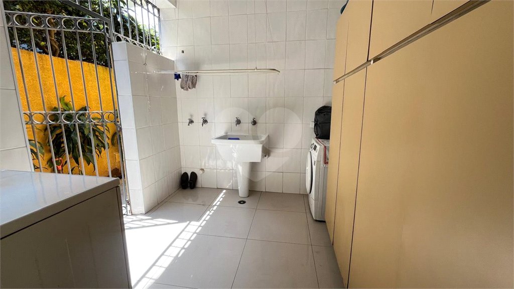 Casa à venda com 4 quartos, sendo 2 suítes, em Lar São Paulo, São Paulo, SP