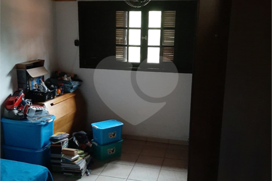 Casa à venda com 3 quartos, sendo 1 suíte, em Serra da Cantareira, Mairiporã, SP