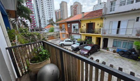 Casa de Vila à venda com 4 quartos, sendo 1 suíte,  em Vila Mariana, São Paulo, SP