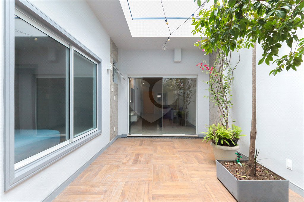 Casa à venda com 2 quartos, sendo 1 suíte,  em Chácara Santo Antônio, São Paulo, SP
