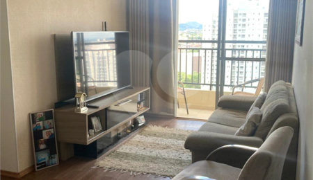 Apartamento à venda com 2 quartos, sendo 1 suíte,  em Jardim Flor da Montanha, Guarulhos, SP