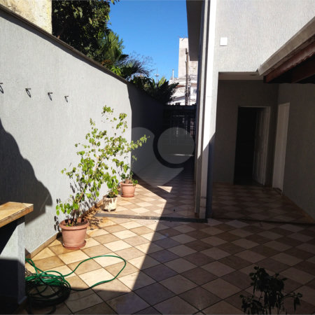 Sobrado à venda com 3 quartos em Chora Menino, São Paulo, SP