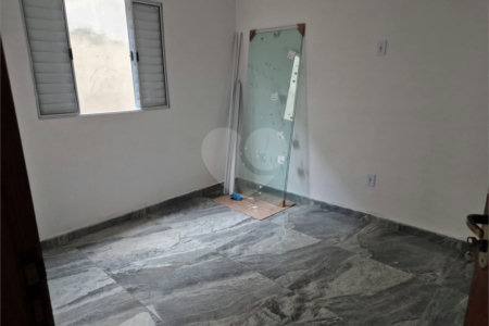 Casa à venda com 2 quartos em Vila Santa Helena, Atibaia, SP