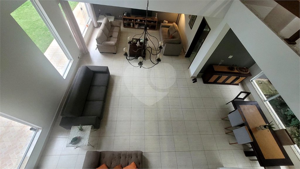 Casa à venda com 5 suítes no condomínio Associação Reserva das Hortênsias, Mairiporã - SP