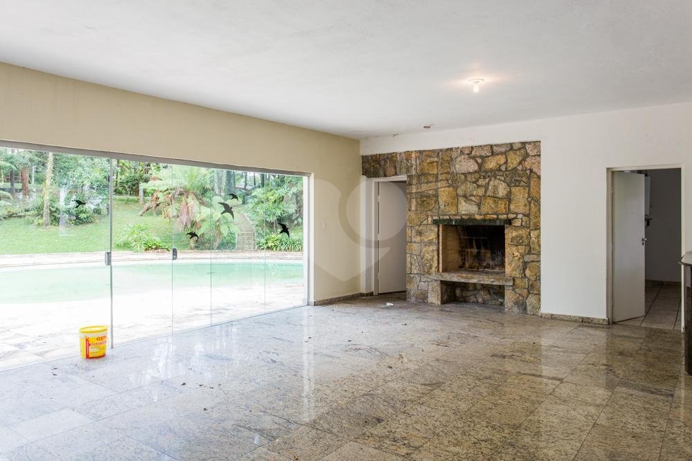 Casa para alugar com 4 suítes no condomínio Chácara Flora, São Paulo - SP