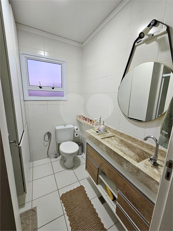 Apartamento à venda com 2 quartos em Sítios Frutal, Valinhos, SP