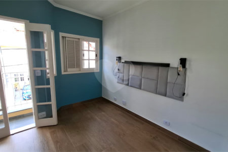 Casa à venda com 2 suítes no condomínio Village Palmas, São Paulo - SP