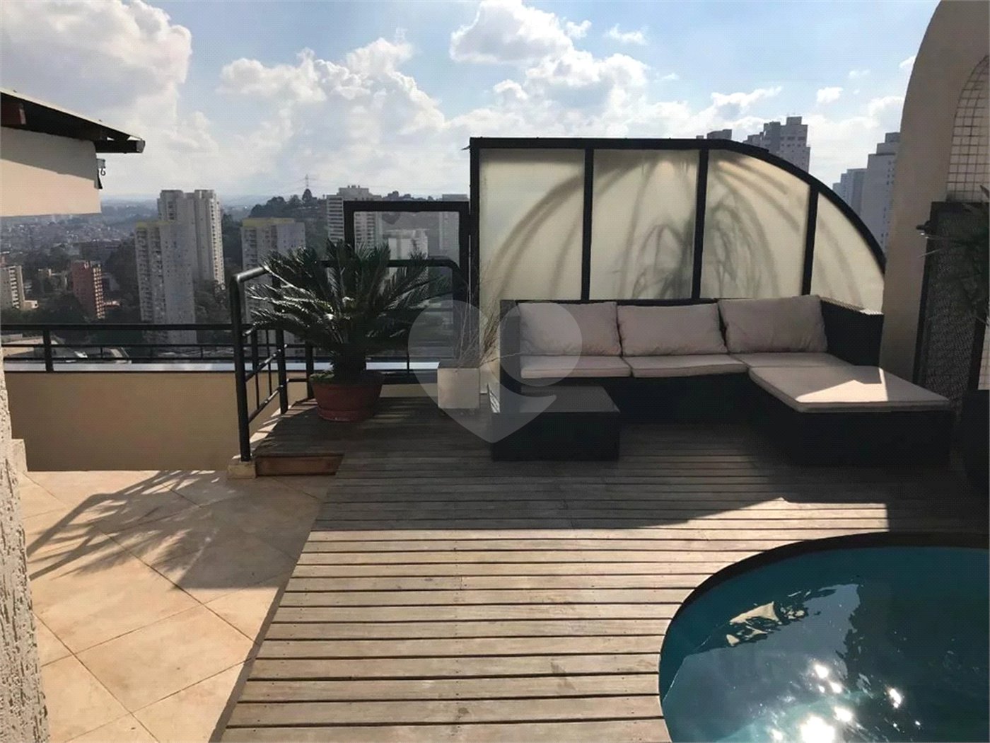 Cobertura à venda com 3 quartos, sendo 1 suíte,  em Vila Andrade, São Paulo, SP