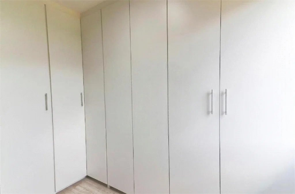 Apartamento à venda com 3 quartos, sendo 1 suíte, em Cidade São Francisco, São Paulo, SP