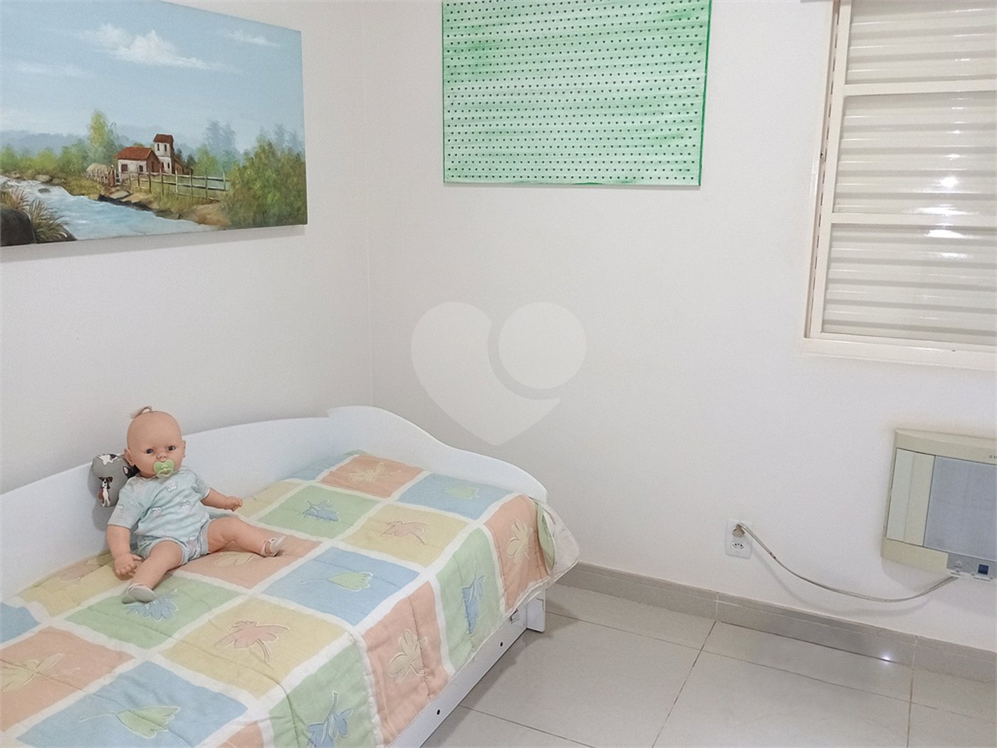 Casa à venda com 3 quartos, sendo 1 suíte, no condomínio Portal dos Pinheiros, Ribeirão Preto - SP