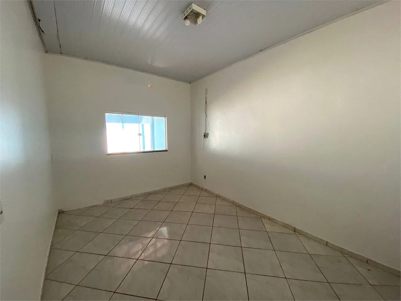 Casa à venda com 3 quartos, sendo 1 suíte, em São Félix, Balsas, MA