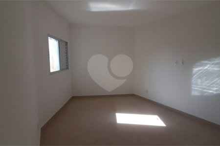 Casa à venda com 2 quartos no condomínio Residencial Luta, São Paulo - SP