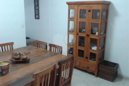Casa à venda com 2 quartos em Vila Medeiros, São Paulo, SP