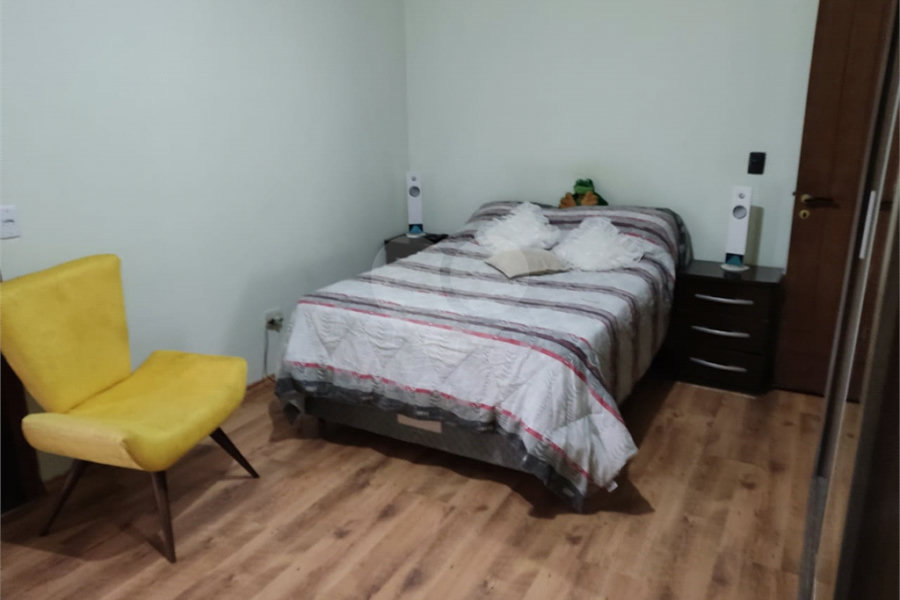 Casa à venda com 3 quartos, sendo 2 suítes, no condomínio Residencial Jardim Lago da Cantareira, Mairiporã - SP