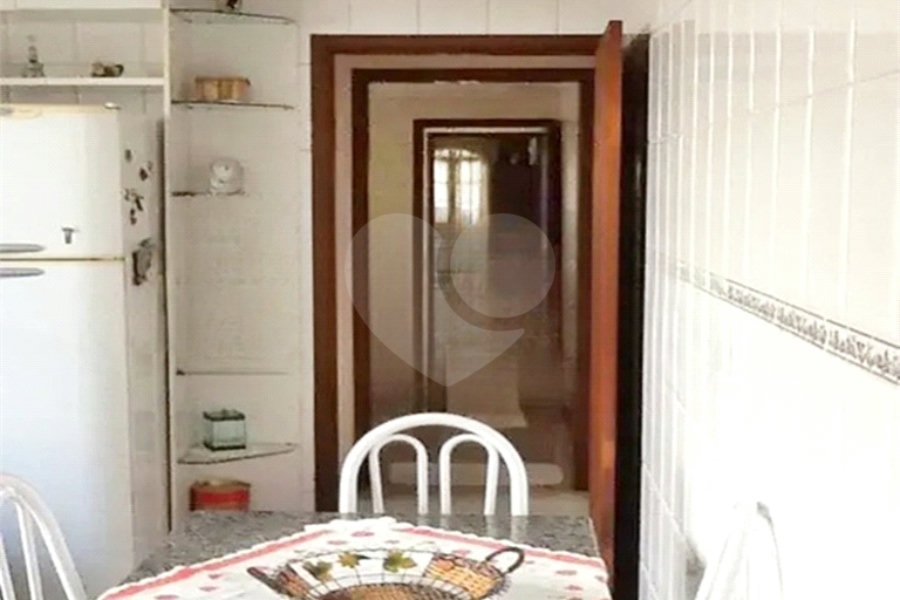 Sobrado à venda com 3 quartos, sendo 1 suíte, em Parque Vitória, São Paulo, SP