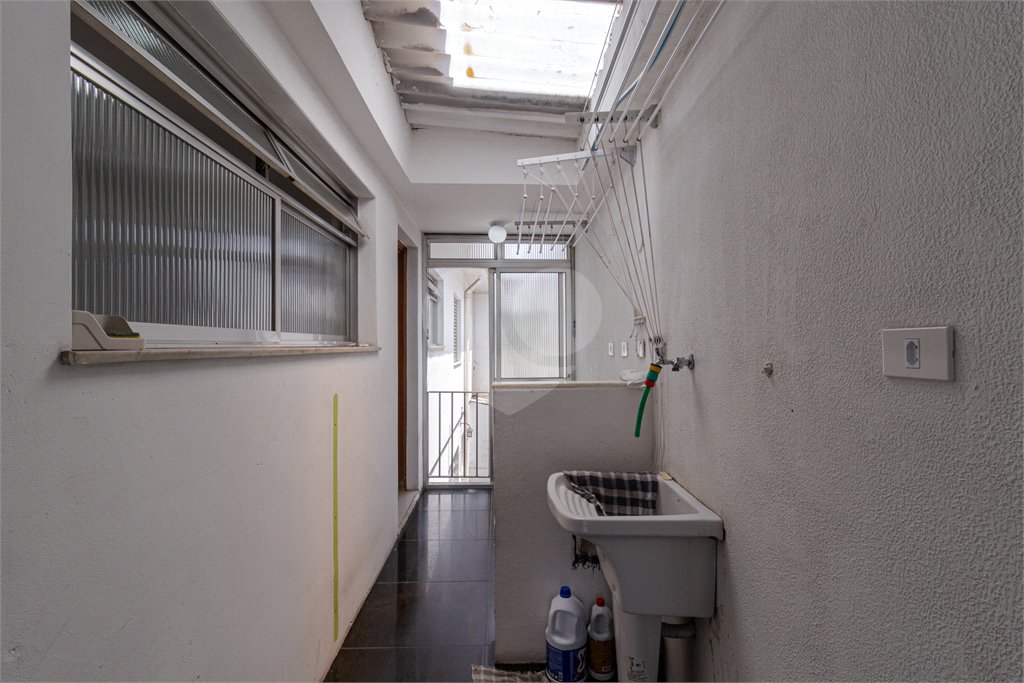 Casa Térrea à venda com 4 quartos, sendo 2 suítes, em Bosque da Saúde, São Paulo, SP