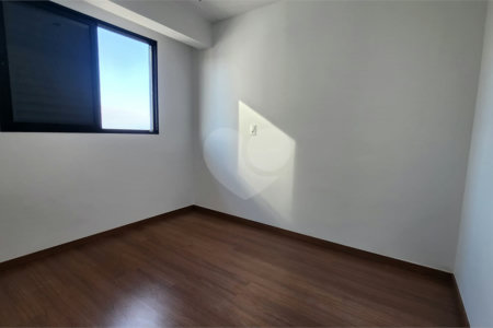 Apartamento à venda com 2 quartos, sendo 1 suíte,  em Parque Campolim, Sorocaba, SP