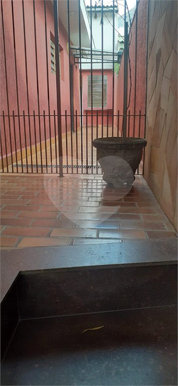 Casa à venda com 3 quartos, sendo 1 suíte, em Vila Gustavo, São Paulo, SP