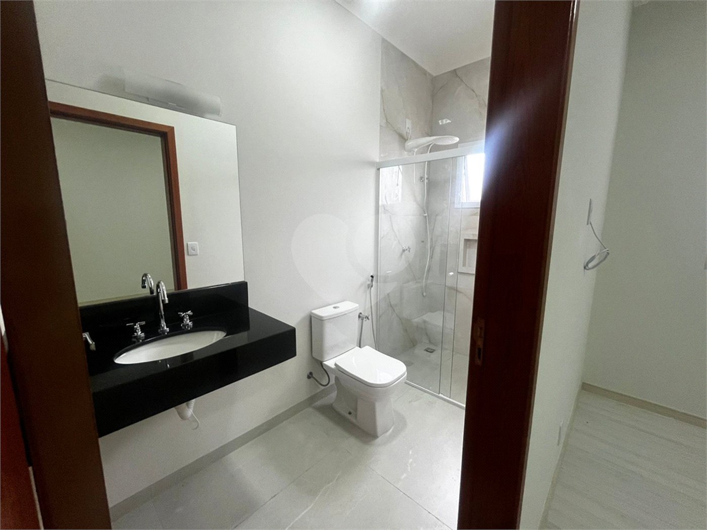 Casa à venda com 3 suítes em Vila Popular, Itapetininga, SP