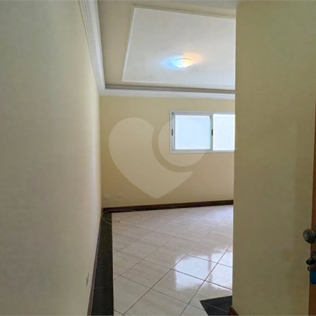 Apartamento à venda com 2 quartos, sendo 1 suíte,  em Jardim Simus, Sorocaba, SP