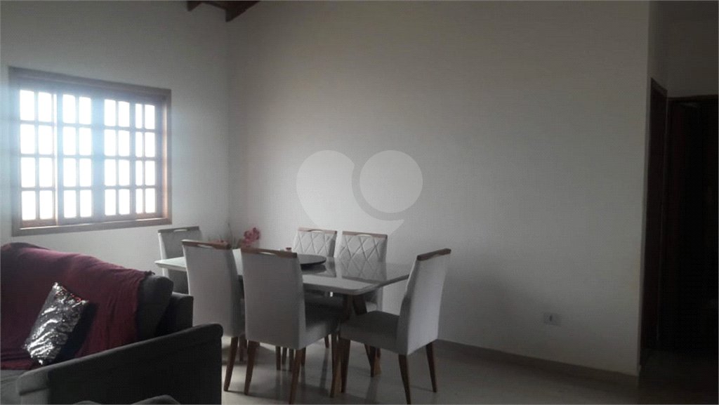 Chácara à venda com 5 quartos, sendo 2 suítes, em Campos de Atibaia, Atibaia, SP