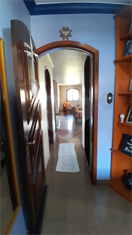 Casa à venda com 4 quartos, sendo 1 suíte, em Bangu, Rio de Janeiro, RJ