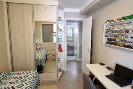 Apartamento à venda com 4 quartos, sendo 2 suítes,  em Jardim Esplanada, São José dos Campos, SP